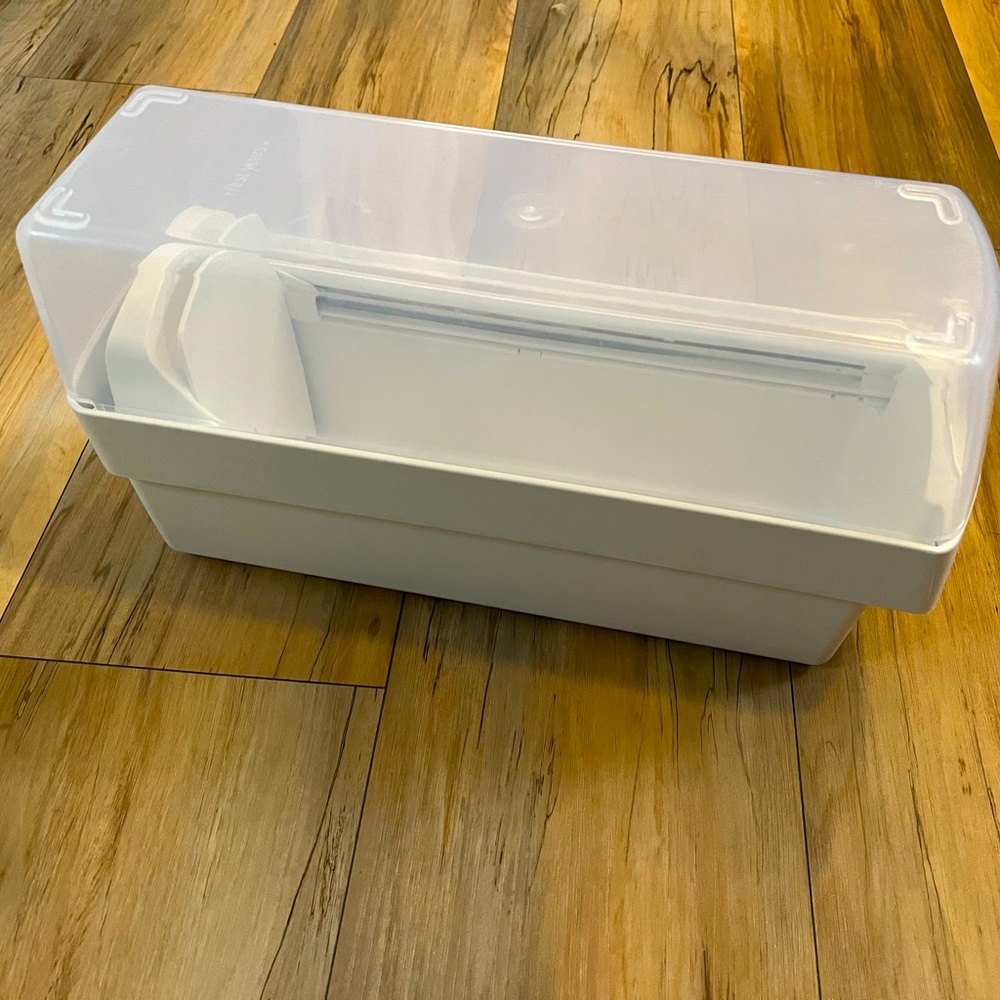 The First Years Breastflow Milk Storage Organizer, Freezer & Fridge Organizer